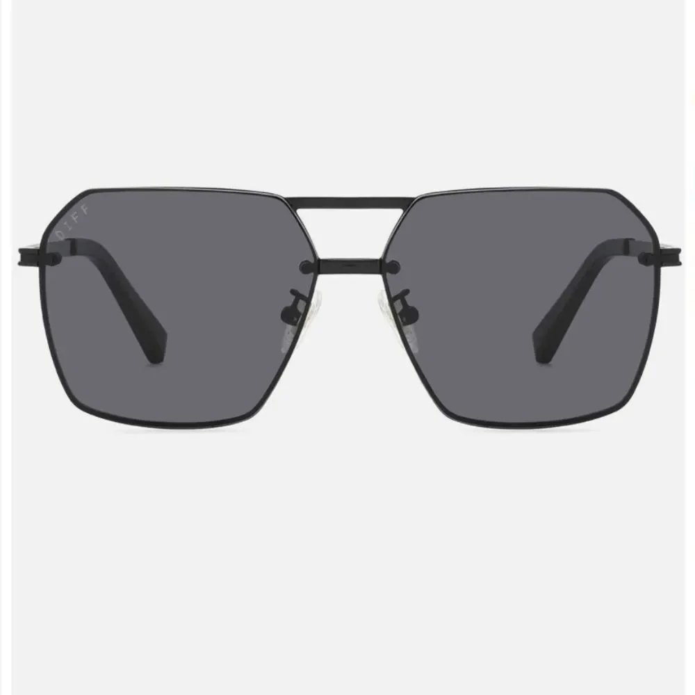DIFF Eyewear Nolan Sunglasses-‎ Black/Grey